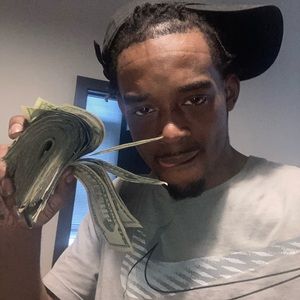 Meet your Posher, Adrian